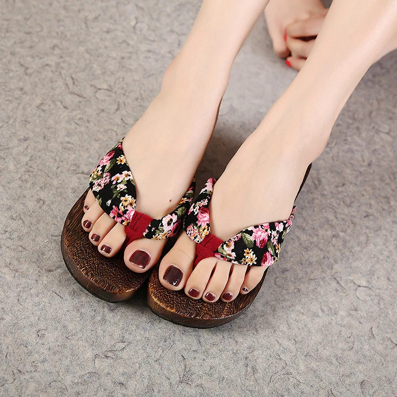 Geta Wooden Sandal - 日本の下駄下駄木製サンダルフリップフロップ伝統的な靴アニメコスプレアクセサリー東洋の夏のスリッパサウナ温泉