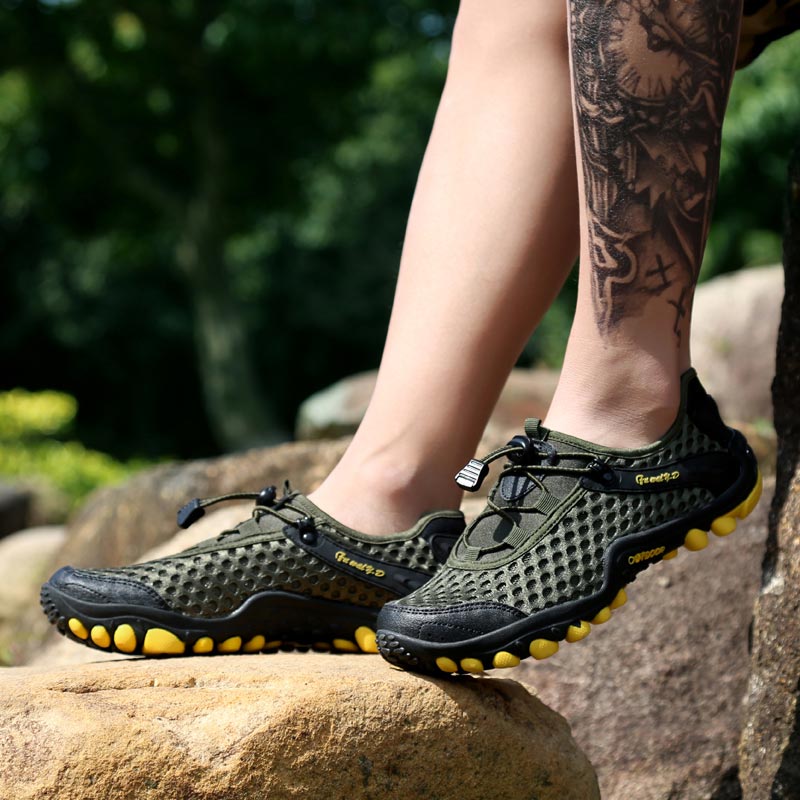 男性と女性のためのスポーツシューズ,マウンテンバイク,テニス - Japanese Lifestyle Tips のレビューと価格